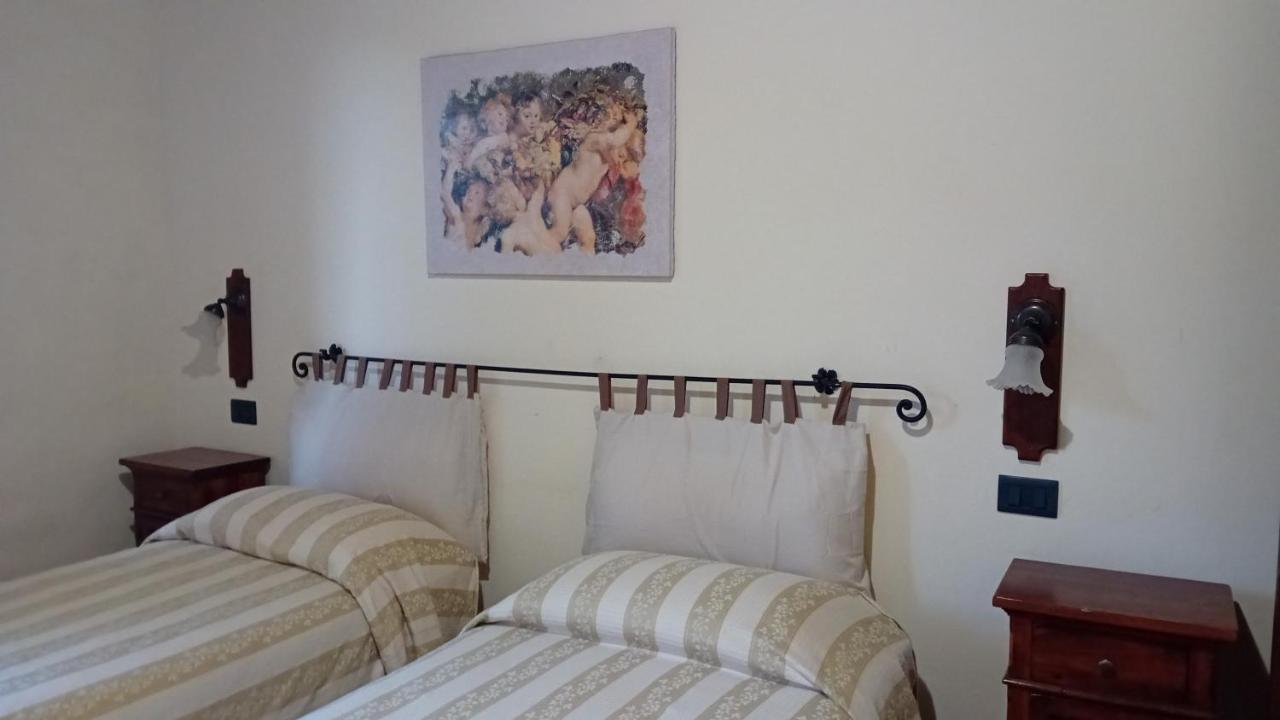 לינה וארוחת בוקר אורבניה Agriturismo Valpietro מראה חיצוני תמונה